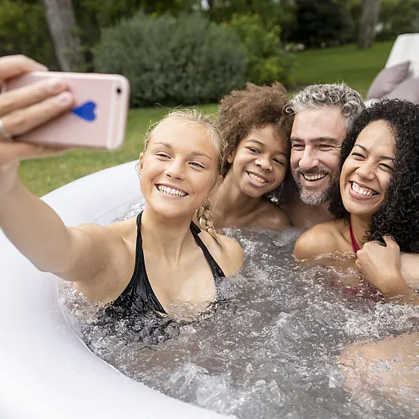 Lay-Z-Spa Cancun 4 person Inflatable hot tub - Image 5